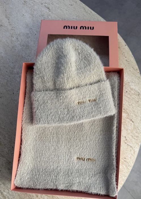 Set caciula si fular premium