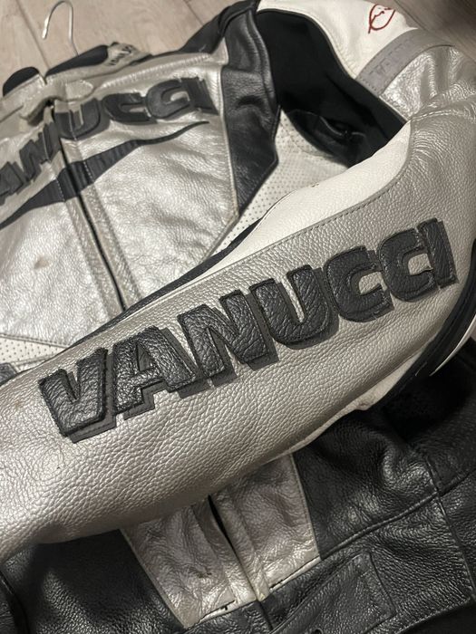 Costum moto din piele Vanucci