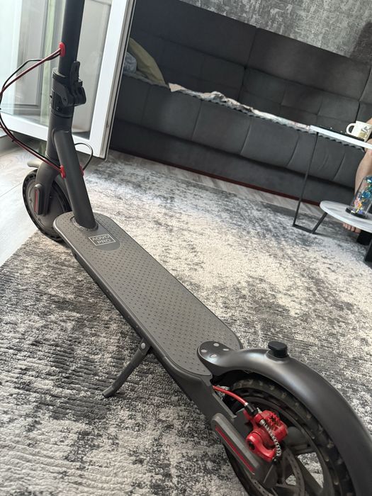 Электросамокат.