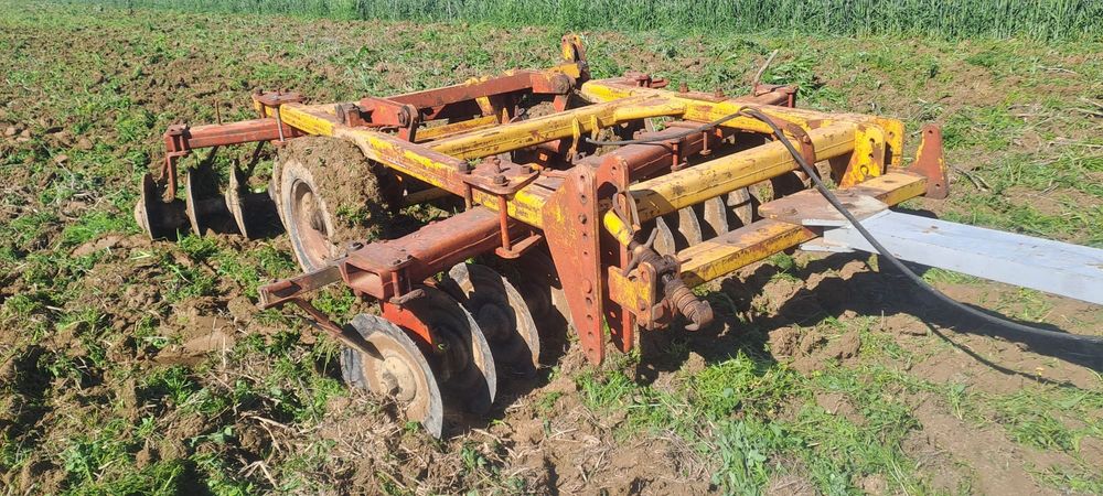 Quivoqne disc 3 m în V piesa