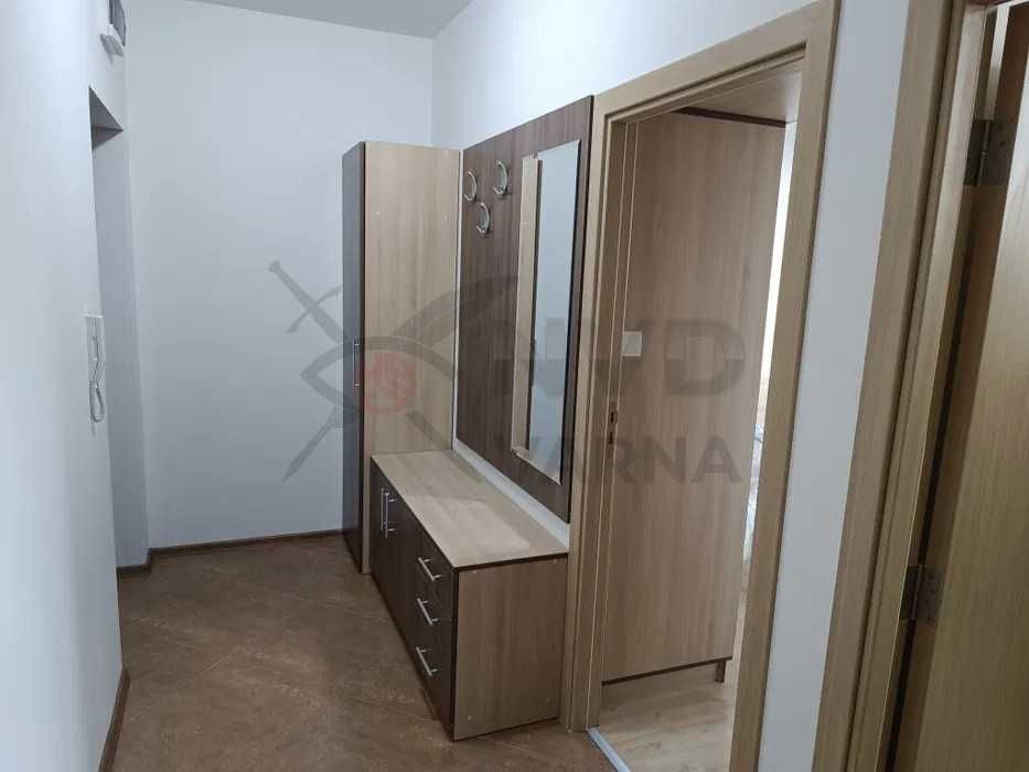 Дава се под наем двустаен апартамент във Възраждане 1! 21871502