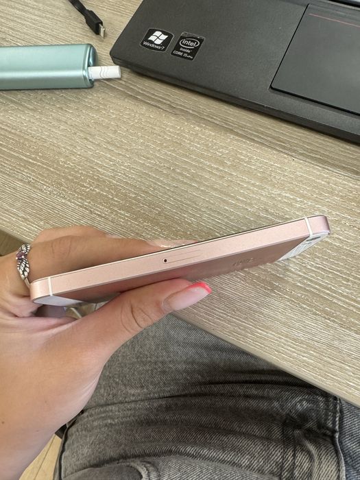 iPhone SE 1-st generation