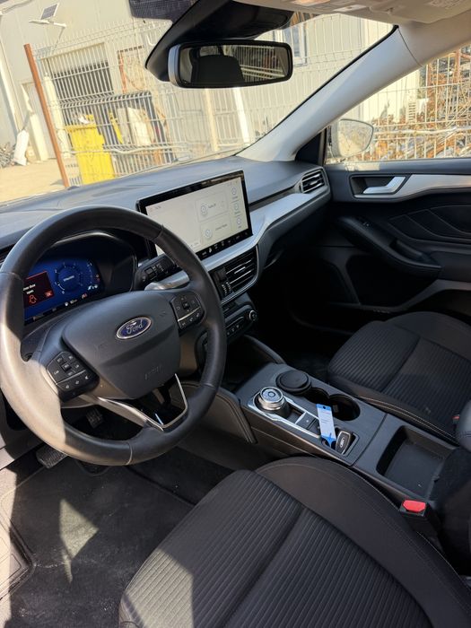 FORD Focus 2024 — imagine 5