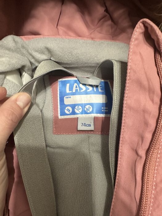 Срочно продам комбинезон для девочки LASSYE