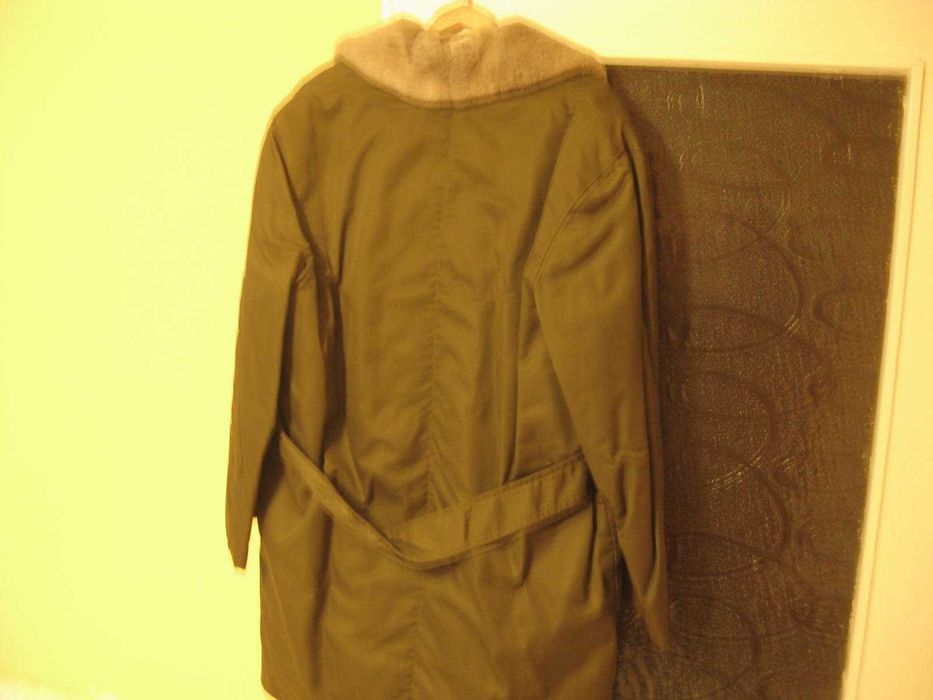 НОВА Шуба , масленозелена , с подплата Овча кожа , № 60