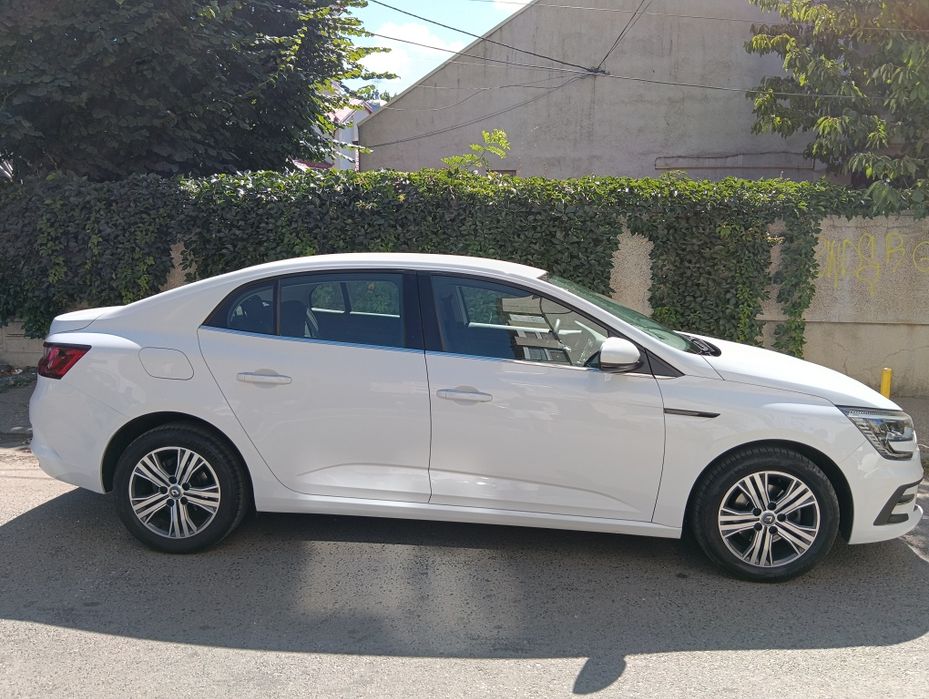 Vând Renault Megane echipare zen 2022,140CP