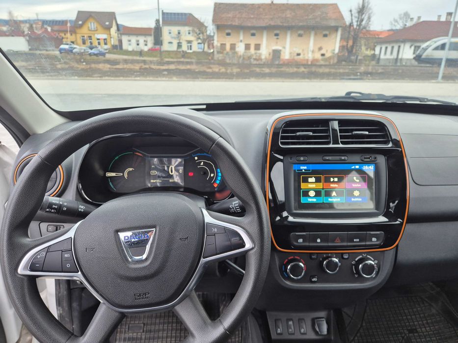Dacia Spring Comfort Plus  2022 decembrie