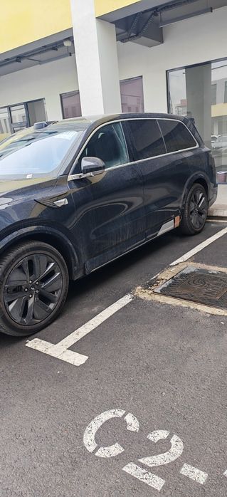 Li9 Ultra с пробегом 2024 г 16,300 км