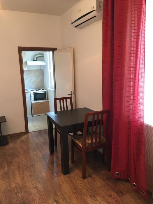 Дава се под наем Едностаен апартамент в Пловдив, Кючук Париж - 36 кв.м за 229.5 € - Снимка #1