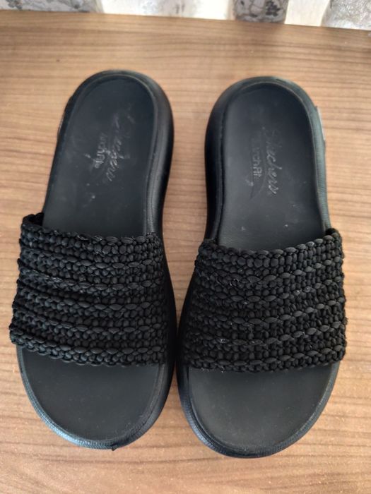 Дамски чехли Skechers