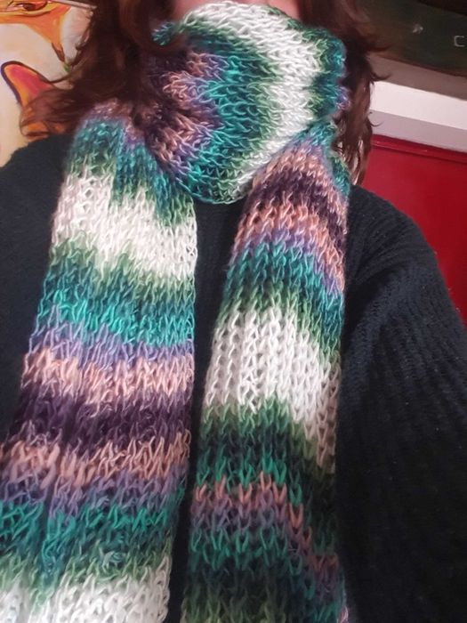 Ръчно плетен шал