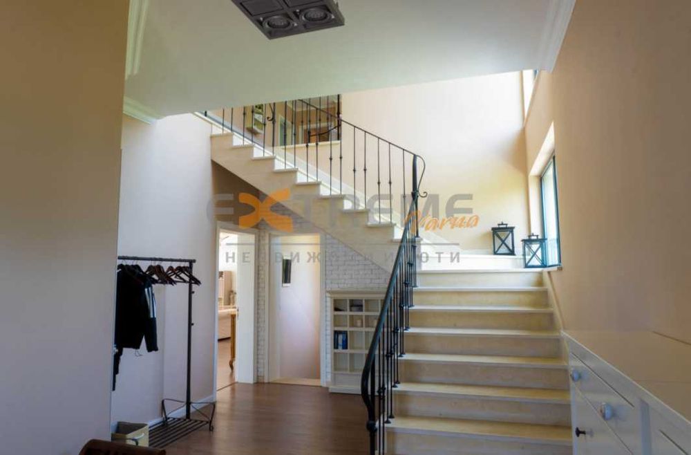 Продава се Къща в с. Баново, Област Варна - 695 кв.м за 1310 €/кв.м - Снимка #8