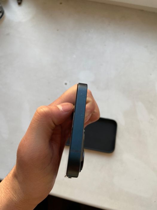 Айфон 13 сатылады