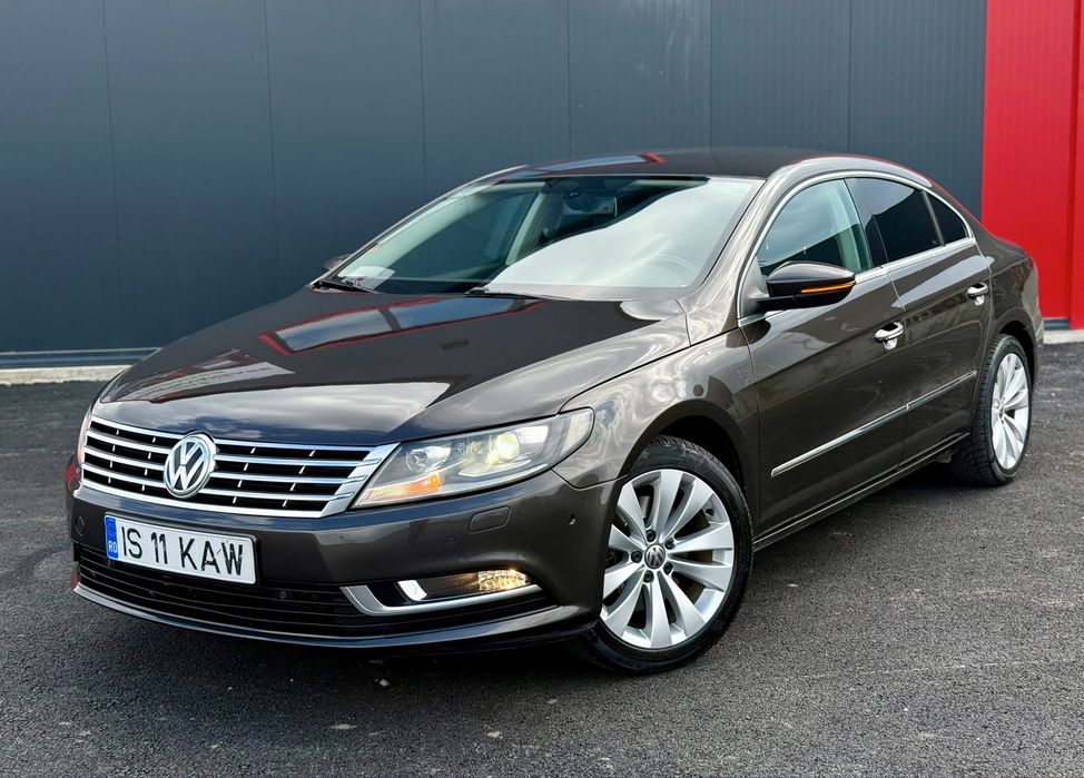 VOLKSWAGEN Passat CC