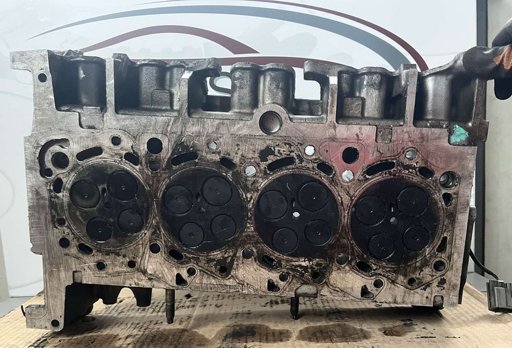 Цилиндрова глава Peugeot/Citroen 1.8i 16v 2005г