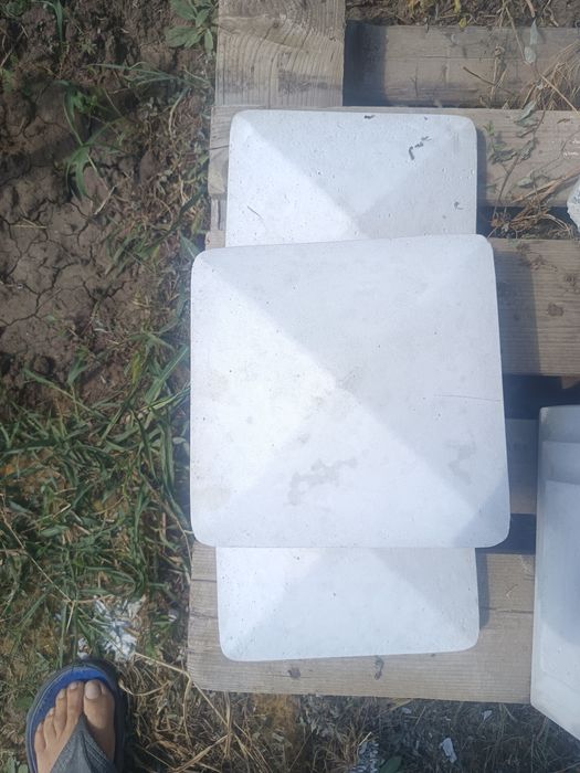 Coame și capace de gard