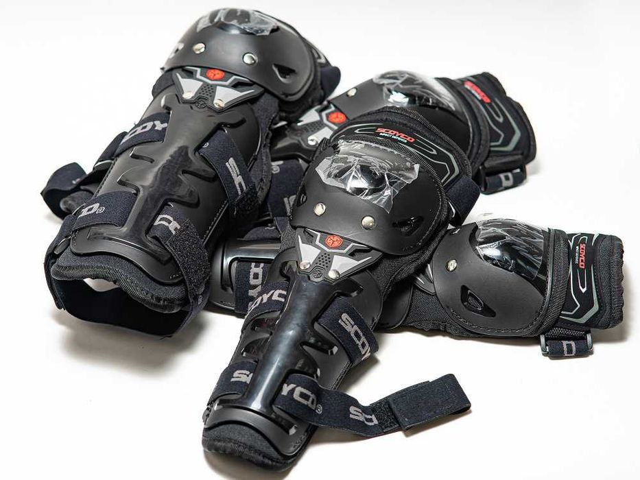 Мото наколенки и налакътници комплект протектори