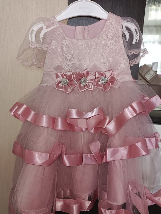 Платье очень красивое