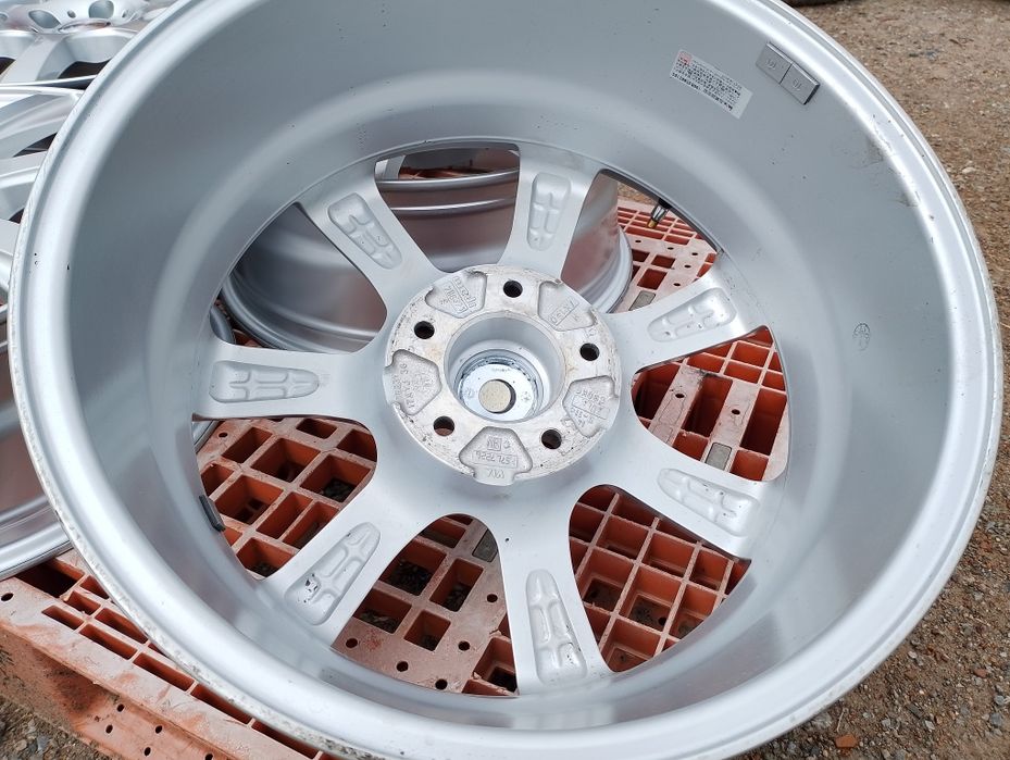 Диски 5x114.3 R17