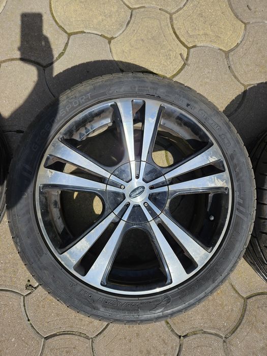 Jante aliaj Team Dynamics R17 cu anvelope vară 225/45ZR17