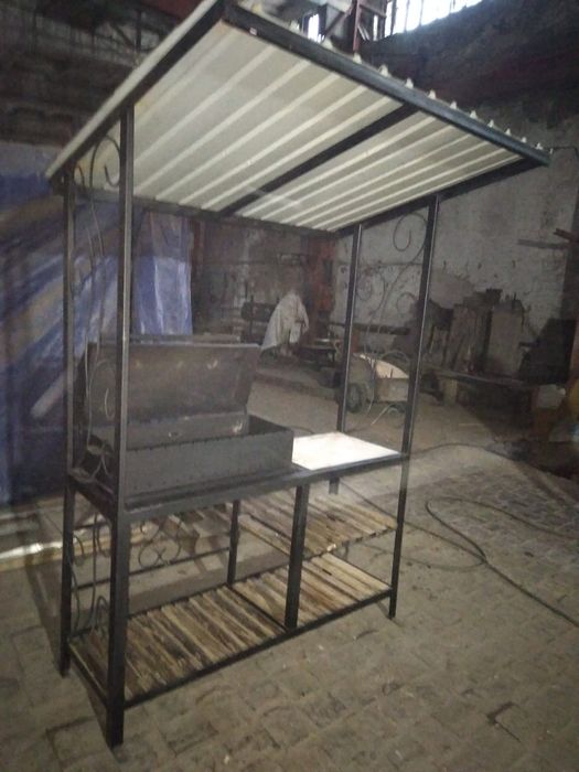 Продам мангалы 4 штуки