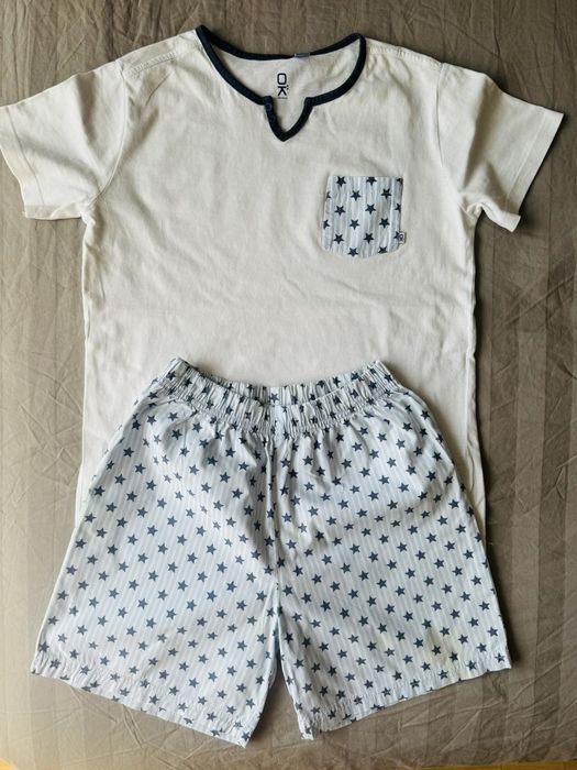 Лот от два комплекта пижамки на OKAIDI за момче, размер 10 г., 140 см