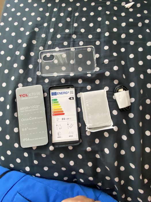 Telefon mobil TCL