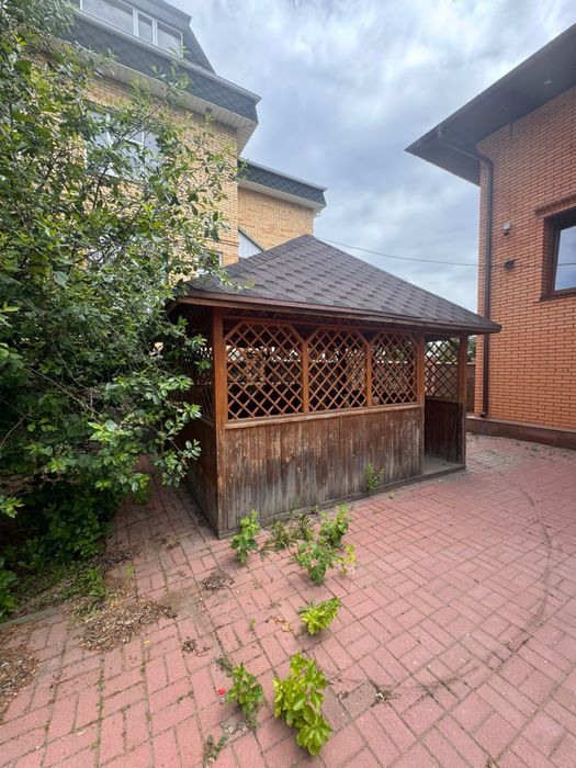 Продам беседку-топчан