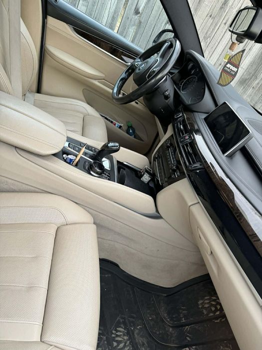 BMW M50d 2018 / 381 hp / 360 kamera