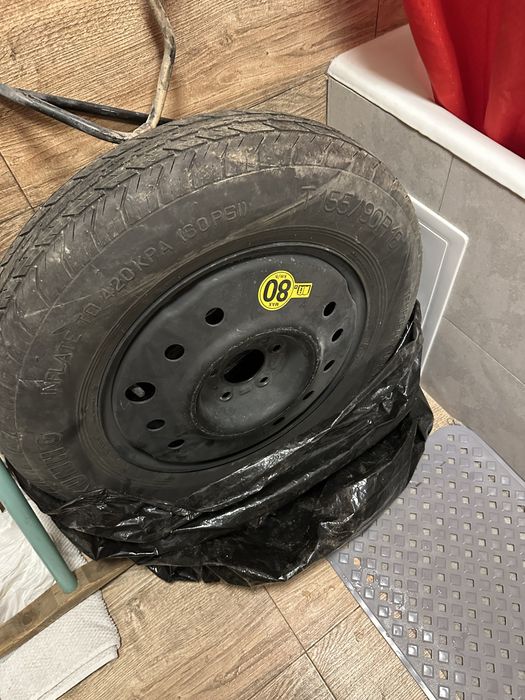 Продам запаска для Captiva, Hongqi, BYD, новый.