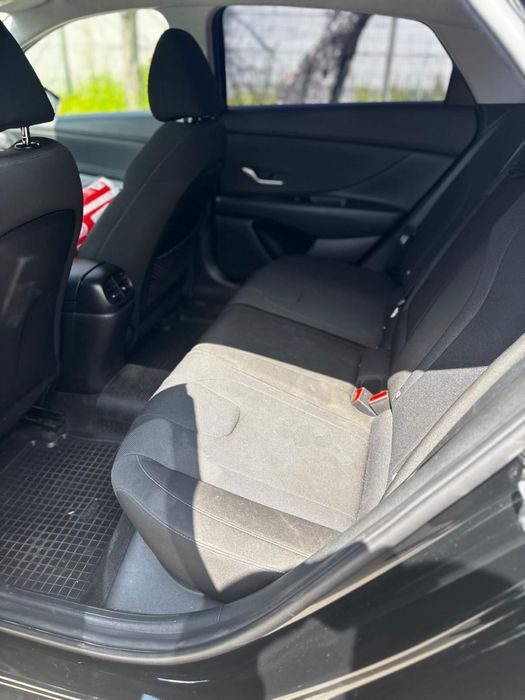 Hyundai Elantra 2021 1.6 i