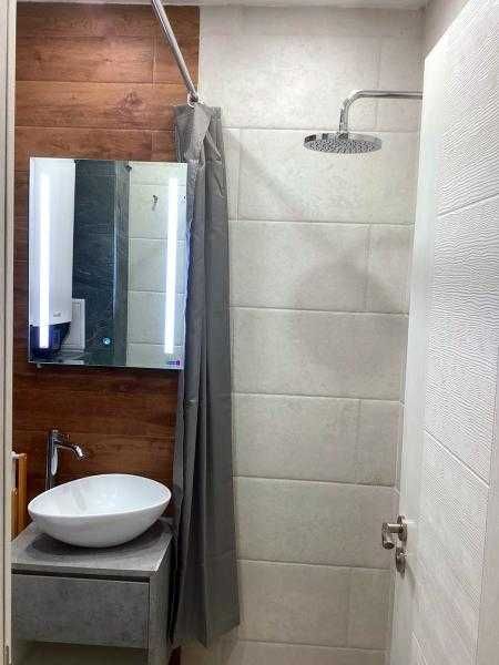 Дава се под наем Двустаен апартамент в Бургас, Лазур - 55 кв.м за 459 € - Снимка #7