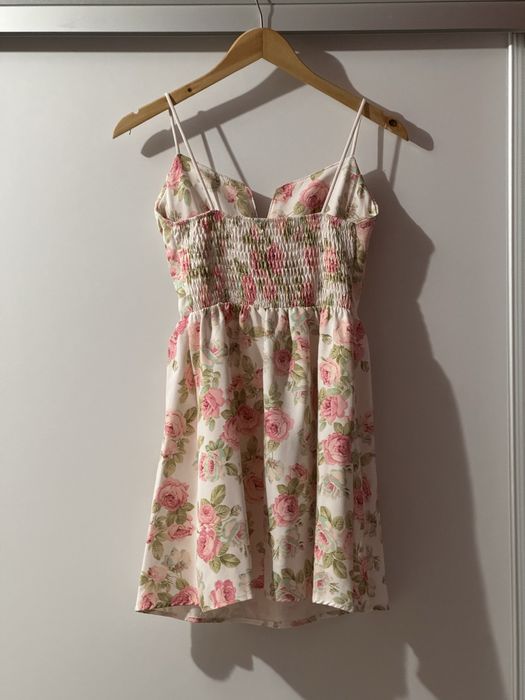 Официална рокля с флорален десен