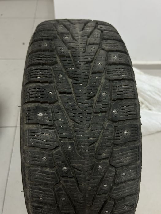 Продам шины R 17 зима