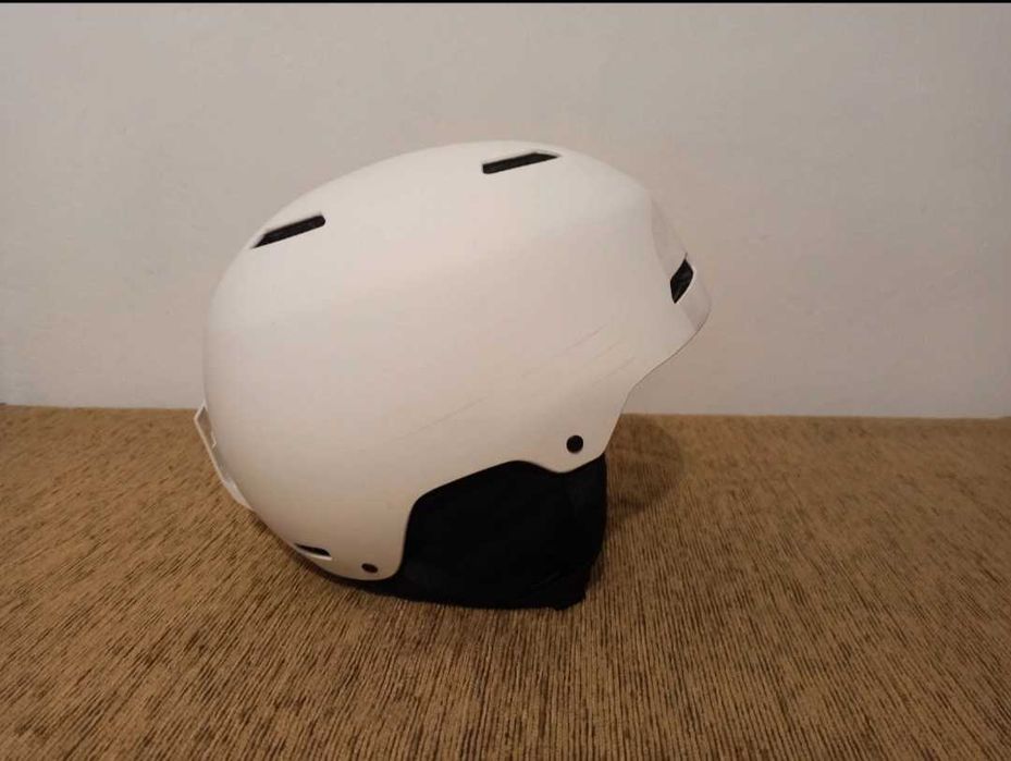 Casca snowboard Giro Ledge FS Mips.