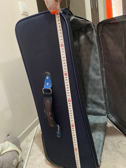 Чемодан на колесах