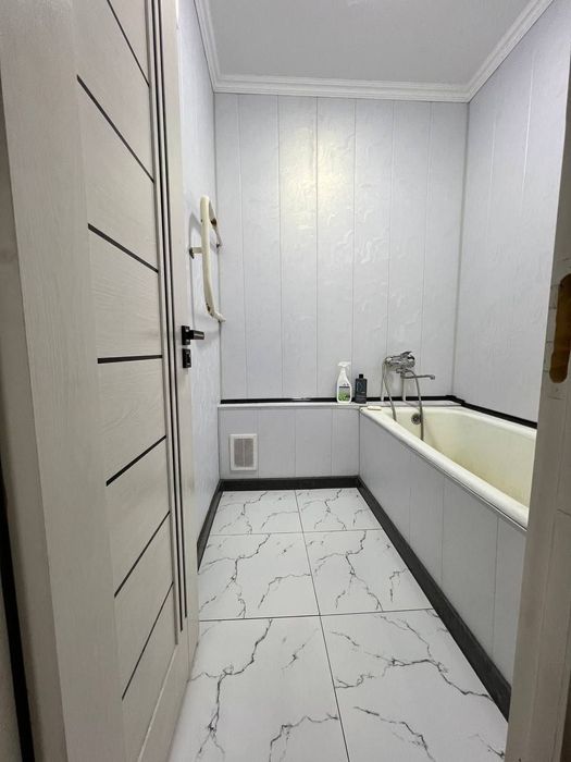 Срочно сдаётся своя 2/3 ком кв на метро Тузел2