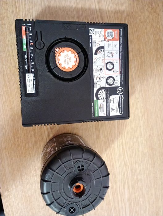 Vând compresor roti + lichid pana, kit pana pentru Mercedes