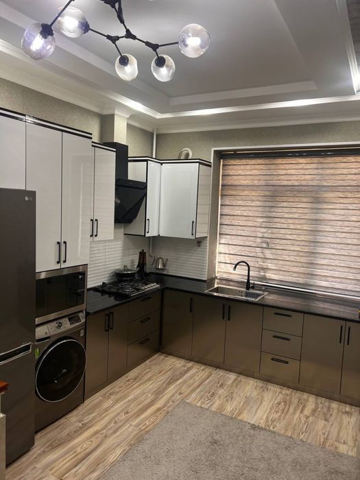 Продается двухкомнатная квартира на 1 этаже