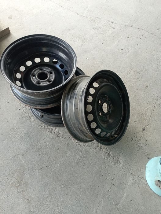 Колесные  диски .