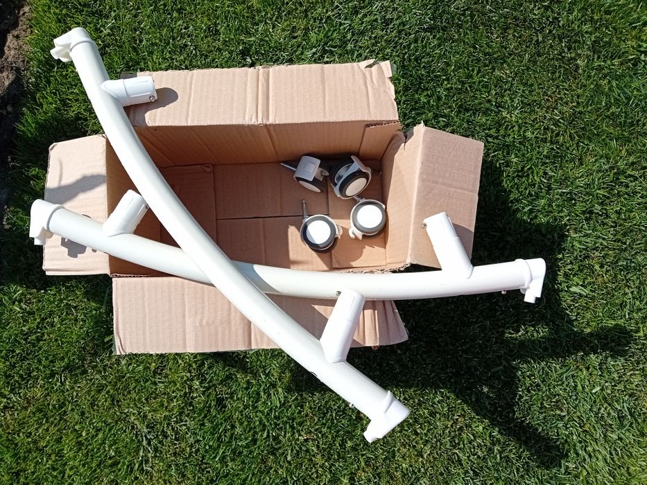 Scaun de masă pentru bebeluși