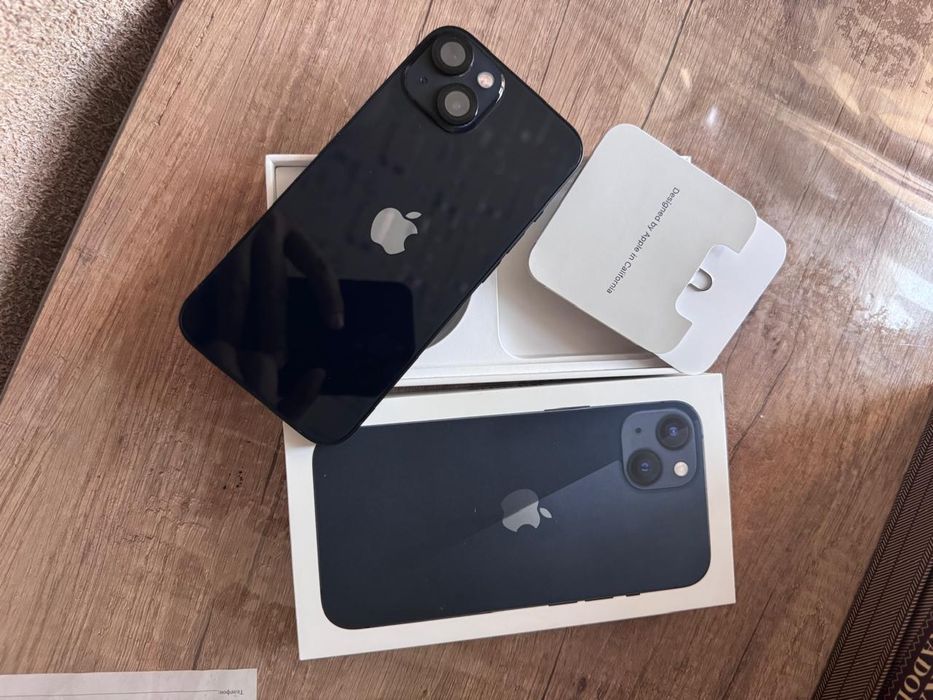 Продам Apple iphone 13