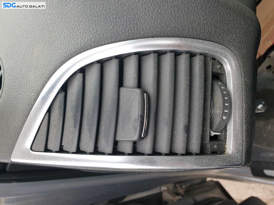 Grila Gura Aer Aerisire Ventilatie Stanga Audi Q7 2007 - 2015 [C6370]