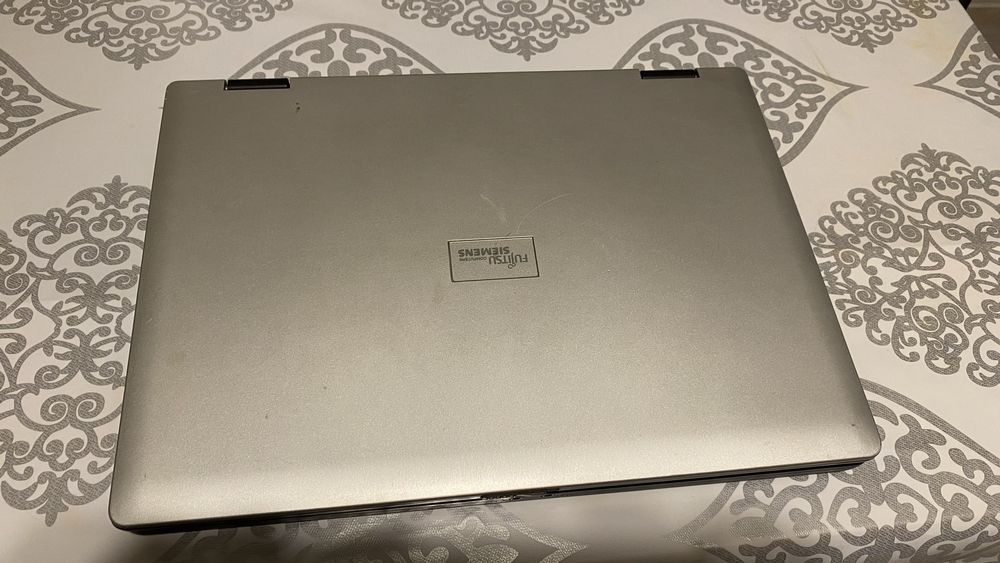 Ноутбук Fujitsu Siemens