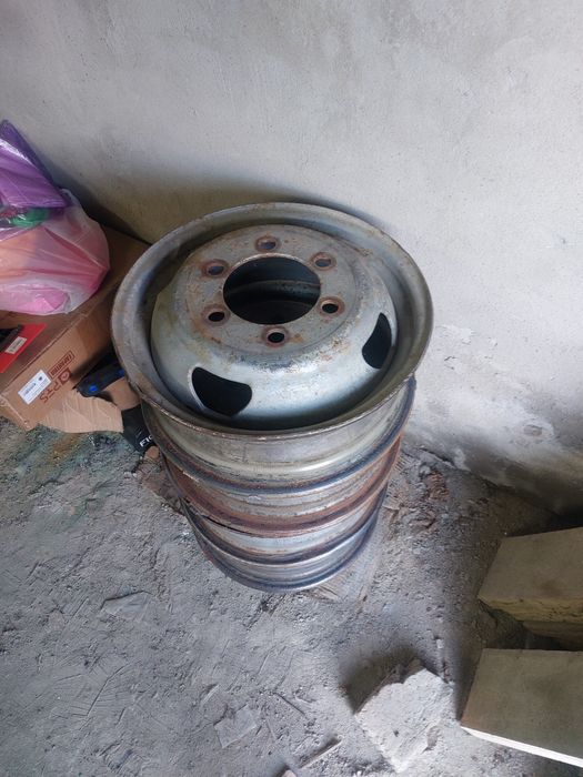 Продам диски на газель