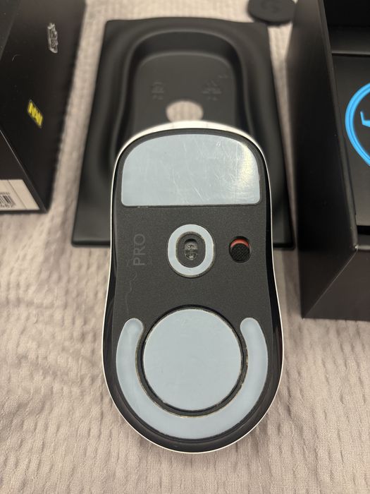 Продам logitech g pro x superlight белый