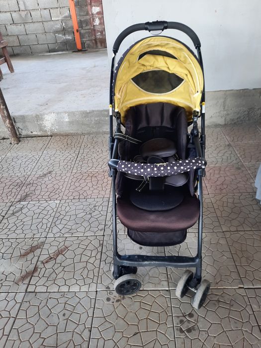 Продам прогулочную коляску