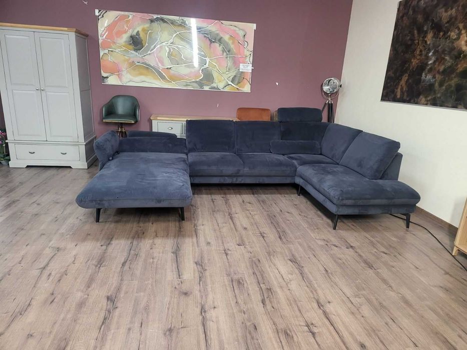 Тъмно сив П - образен ъглов диван Carsten с електрическа лежанка