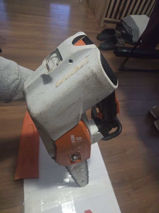 STIHL MSA 160 T  electric baterie