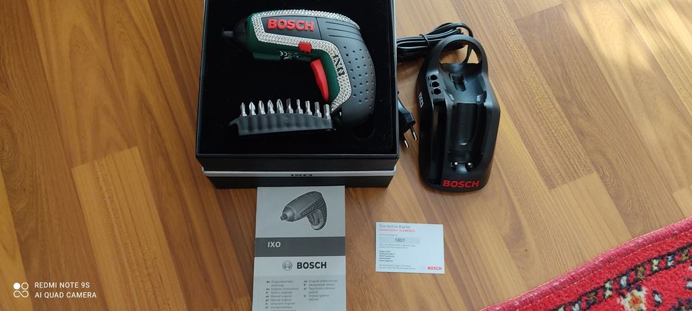 Продсм электроотвертку Бош, со стразами от Сваровски. Оригинал.